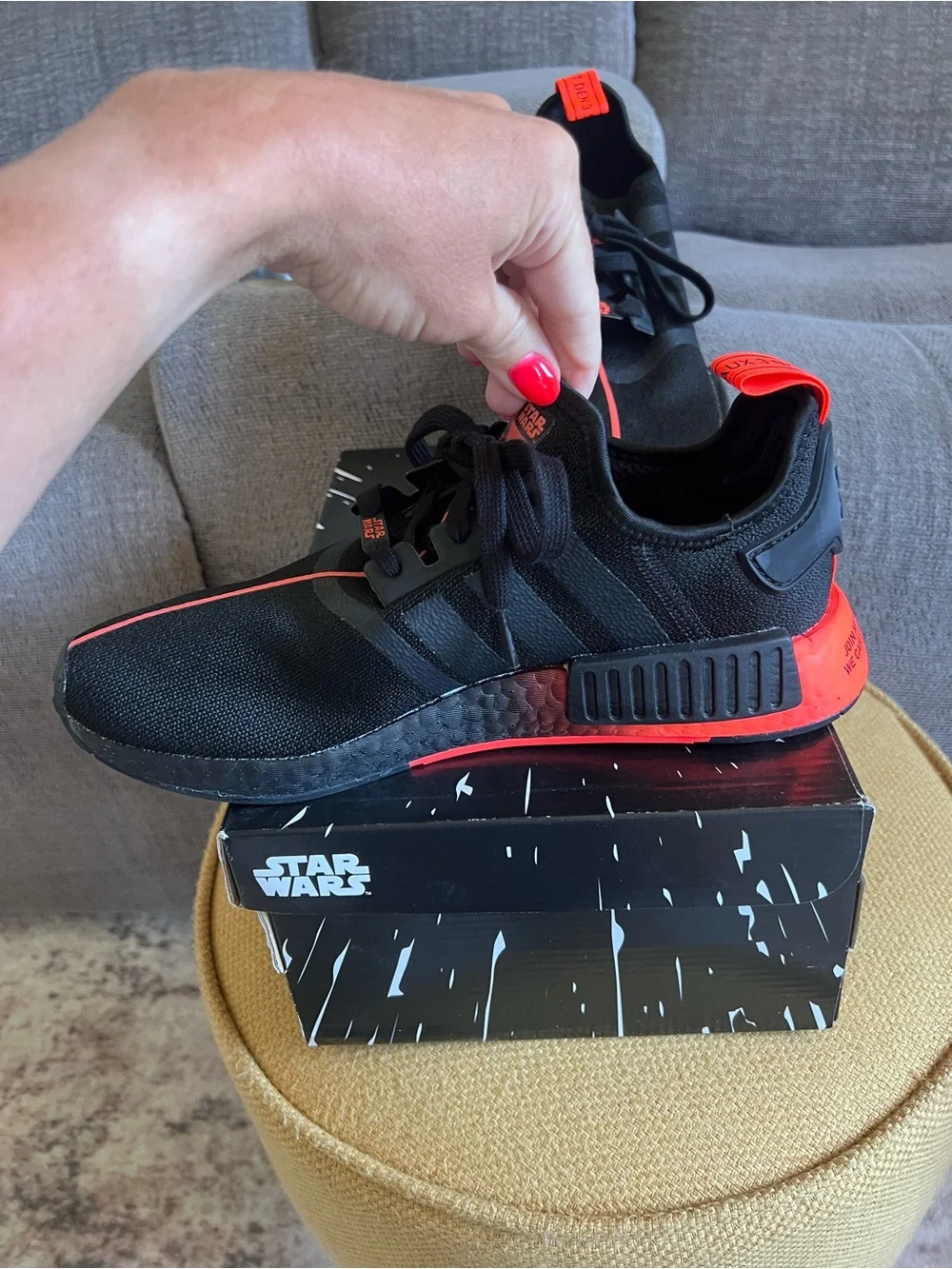 Adidas NMD_R1 Star Wars Darth Vader FW2282 Men’s 9 w/ Original Box